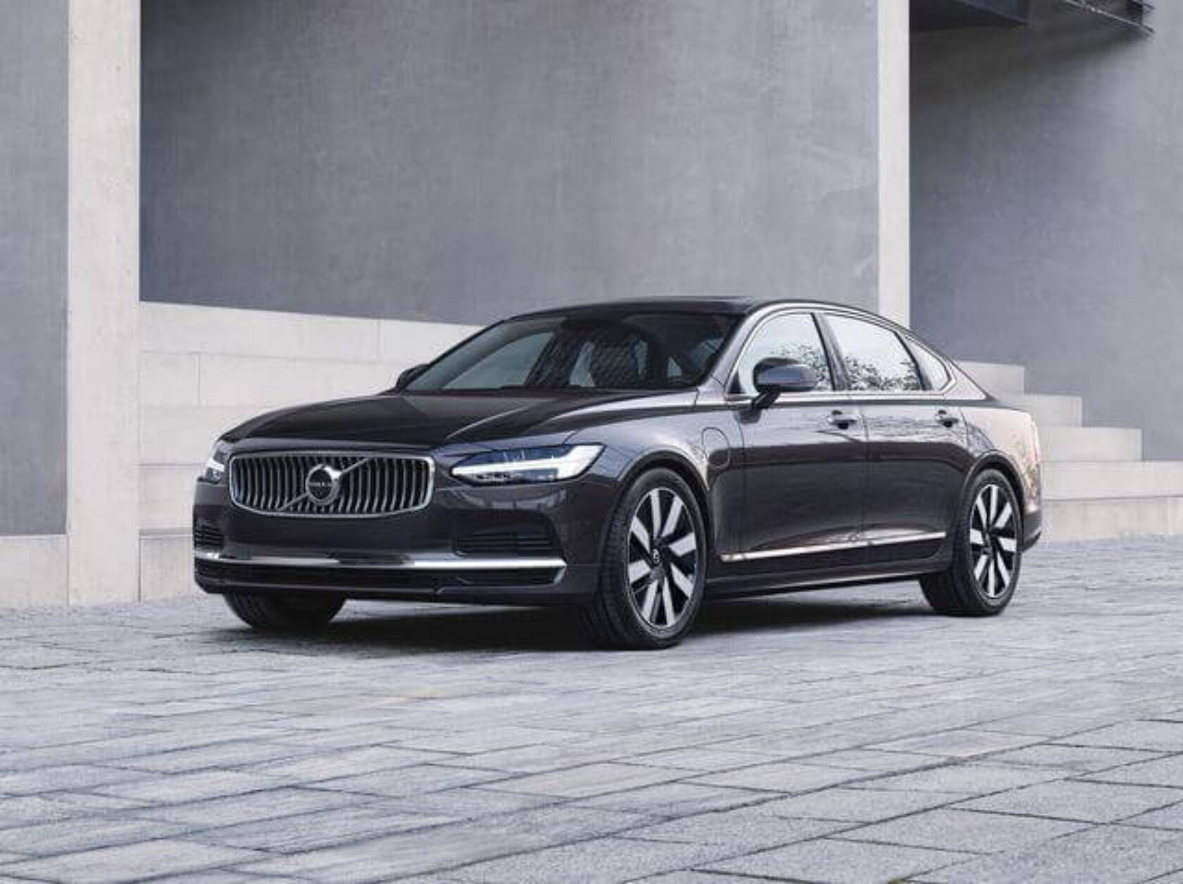 2023-volvo-s90-103-1668439862