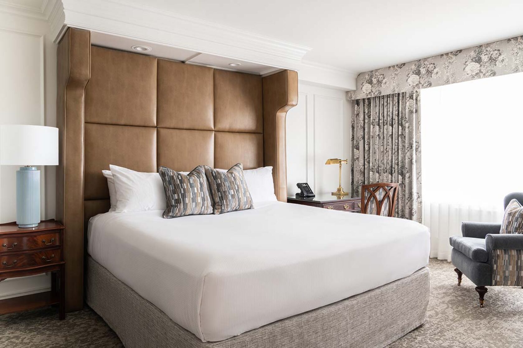 Deluxe Executive Room with King Bed